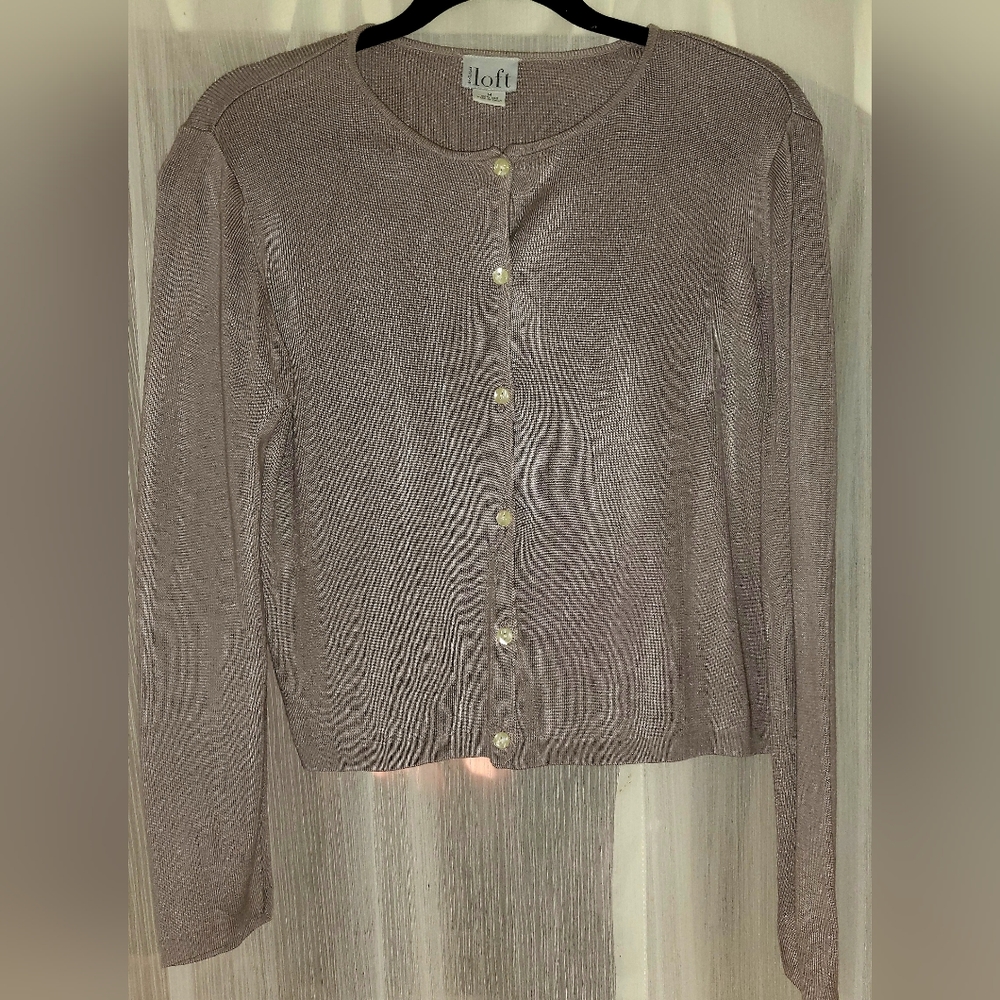 Ann Taylor LOFT Cardigan - M